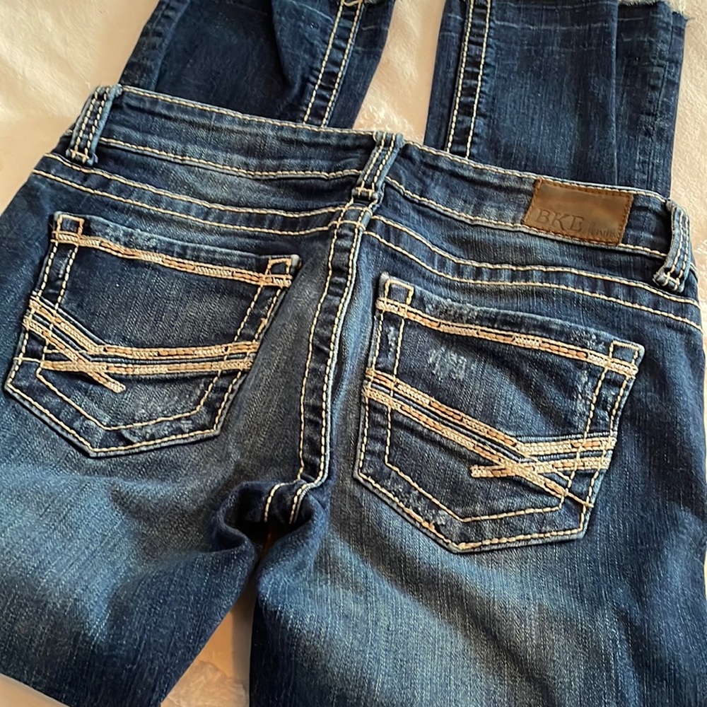 BKE STELLA CROPS